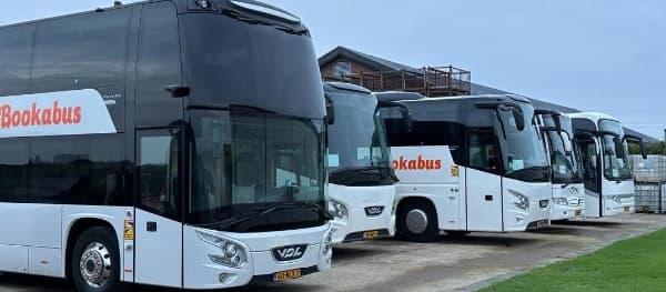 Bus huren voor een bedrijfsuitje